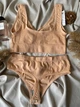 Комплект топ без поролона + трусики стринги 8228 Beisdanna бежевый one size - изображение 2