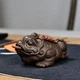 Чайная фигурка Золотая трехлапая жаба с монеткой во рту с исинской глины (A80CF85F9D4C) - изображение 2