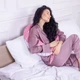 Подушка для беременных и кормления Mirson №8656 Print Line 17-0528 Bunnies pink 100% Memory 30х170 см (2200006347415) - изображение 9