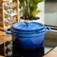 Кастрюля чугунная эмалированная 2 л с крышкой Ø20 см Синяя (XIT-HP-1-2BL) - изображение 6