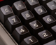 Механическая цифровая клавиатура 8BitDo Retro 18 с комбинированным подключением, дисплеем, калькулятором, C64 - изображение 4