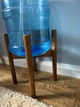 Подставка под бутыль с водой WoodDecor коричневая - изображение 2