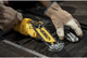 Цепная пила DeWALT мини, 18 В XR Li-lon, бесщёточная, шина 20 см (без АКБ и ЗУ) (DCMPS520N) - изображение 5