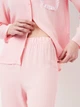 Пижама (рубашка + штаны) женская из вискозы Trendyol THMAW25PT00146 42 Розовая (8683050442239) - изображение 6