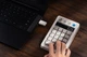 Клавіатура бездротова 8BitDo Retro 18 Mechanical Numpad з дисплеєм M Edition - зображення 5