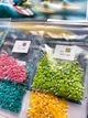 Алмазная мозаика АлМазка Миньоны на море квадратные алмазы на подрамнике 40х40 см (АлМ-259) - изображение 6