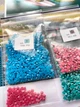 Алмазная мозаика АлМазка Миньоны на море квадратные алмазы на подрамнике 40х40 см (АлМ-259) - изображение 7