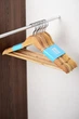 Набір дерев'яних вішалок для одягу Idea Home 10 шт (6792298) - зображення 3