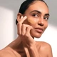 Ексфоліант для розгладження та сяяння шкіри Elemis Pro-Collagen Glow Boost Exfoliator, 100 мл - изображение 2