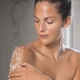 Сольовий скраб для тіла Лайм-Імбір ELEMIS Lime and Ginger Salt Glow, 490 г - зображення 3