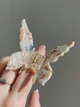 Заколка-крабик для волос Fashion Jewerly "Бабочка" зажим из ацетата, цвет кремово-коричневый перламутр (1 тип) - изображение 1