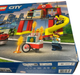 Конструктор LEGO City Пожежне депо та пожежна машина 153 деталі (60375) (955555909176271) - Уцінка - зображення 2