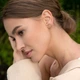 Сережки LUNET з комбінованого золота, з діамантами 334841121 - изображение 4