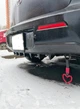 Накладка на задний бампер Mazda 3 акули плавники канарды универсальная черного цвета - изображение 12