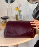 Сумка багет каркасная широкий ремень кожаная средняя бордовая ARTiS Bags 1757 4925 - изображение 1