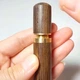 Набор из 24 швейных игл в деревянном кейсе, с ушком для слабовидящих - изображение 3