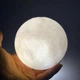 Світильник міні нічник на батарейках Magic 3D Moon Lamp Cool White - изображение 4