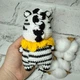 Мягкая игрушка ручной работы вязаная амигуруми Hand Made Зебра 14 см 202-80-7 - изображение 3
