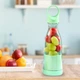 Портативный аккумуляторный блендер-бутылка 300мл MINI JUICE, беспроводной переносной блендер для смузи и коктейлей Зеленый AND-289-Green - изображение 1