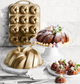 Forma do pieczenia babki Nordic Ware Bundt złota 27 cm (0011172955777) - obraz 11