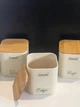 Набор металлических емкостей Maestro MR-1775-3S-IVORY с бамбуковой крышкой для чая кофе и сахара 3шт - изображение 4