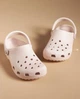 Дитячі крокси для дівчинки Crocs Classic Kids Clog Barely Pink (33/34, рожевий) - зображення 5