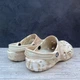 Чоловічі крокси Crocs Baya Marbled Clog Chai/Multi (48/49, бежевий) - зображення 4