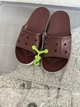 Жіночі шльопанці Crocs Bayaband Slide Burgundy (36-37, бургундія) - зображення 8