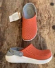 Дитячі крокси-сабо для хлопчика Crocs LiteRide Clogs Tangerine/White (23/24, помаранчевий) - изображение 2