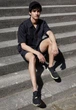 Чоловічі кросівкиCrocs Literide 360 Pacer Marblet Black Citrus (42-43, чорний) - изображение 2