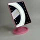 Зеркало с подсветкой для макияжа настольное прямоугольное Large Mirror, косметическое LED-зеркало с регулировкой наклона и подставкой для мелочей, питание от USB/батареек Розовое, MLLM-22-Pink - изображение 11