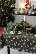 Новогодняя скатерть на стол ПРОВАНС Шапочки на зеленом, 136х136см 036854 - изображение 1