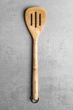 Лопатка с прорезями KitchenAid Coreline KQR702OHE 34.2 см бежевая 5088064 - изображение 2