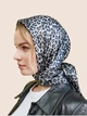 Женский платок леопардовый атласный модный стильная легкая косынка леопардовый принт на плечи и голову 90х90 см - изображение 3