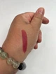 Увлажняющая матовая губная помада Avon "Ультра" 13М Лиловый (13М Mauve Matters) 3,6г - изображение 2