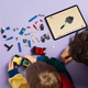 Klocki konstrukcyjne LEGO Ninjago Pojedynek wyścigowy Rogue kontra Drix 111 elementów (71840) - obraz 10