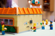 Конструктор LEGO Icons The Simpsons: Красті Бургер 1635 елементів (10352) - зображення 15