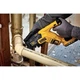 Аккумуляторная сабельная пила бесщеточная DeWALT DCS367P2 18В 5 Ач 2900 ход/мин 2.27 кг (DCS367P2) - изображение 6