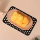 Прямокутний силіконовий килимок - вкладиш / підстилка з перфорацією для аерогриля / духовки / мультипечі, підкладка для випічки / м'яса / риби / овочів, 20.3х13.3 см, чорний (107685091) - зображення 6