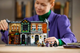 Zestaw klocków LEGO Icons Sherlock Holmes: Book nook, 1359 el. 10351 (5702017824475) - obraz 13