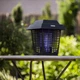 Лампа від комах Noveen IKN22 IPX4 Professional 20 Вт UV знищувач комарів мух мошок ос електрична пастка до 130 м² для дому альтанки дачі офісу - зображення 6