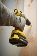 Адаптер перехідник для акумуляторної батареї Stanley FATMAX V20 18В SFMCB100 - зображення 5