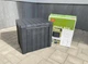 Садовий ящик для зберігання Keter Urban Storage Box 59.6х46х53 см графіт (246943) - зображення 7