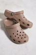 Чоловічі крокси Crocs Classic Clog Latte (47/48, коричневий) - зображення 9