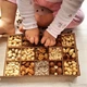 Деревянная коробочка с орехами к Новому Году на 15 ячеек Царство Меду 500 грамм - изображение 3