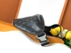 Сумка Louis Vuitton Discovery Bumbag моделі M46035 / 44 × 15 × 9 см - изображение 3