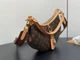 Сумка-хобо Louis Vuitton Loop Monogram Moon Bag M12939/33×22×9 см - зображення 3