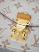 Ексклюзивна компактна сумка-мессенджер Louis Vuitton / 21.5 × 13.5 × 6 см - изображение 3