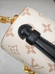 Ексклюзивна компактна сумка-мессенджер Louis Vuitton / 21.5 × 13.5 × 6 см - изображение 5