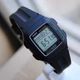 Чоловічий годинник Casio F-201WA-1AEF - зображення 3